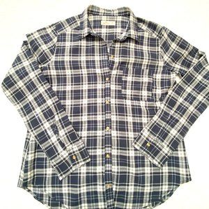 Hollister, ladies, button up shirt, long sleeve, navy blue plaid, size M